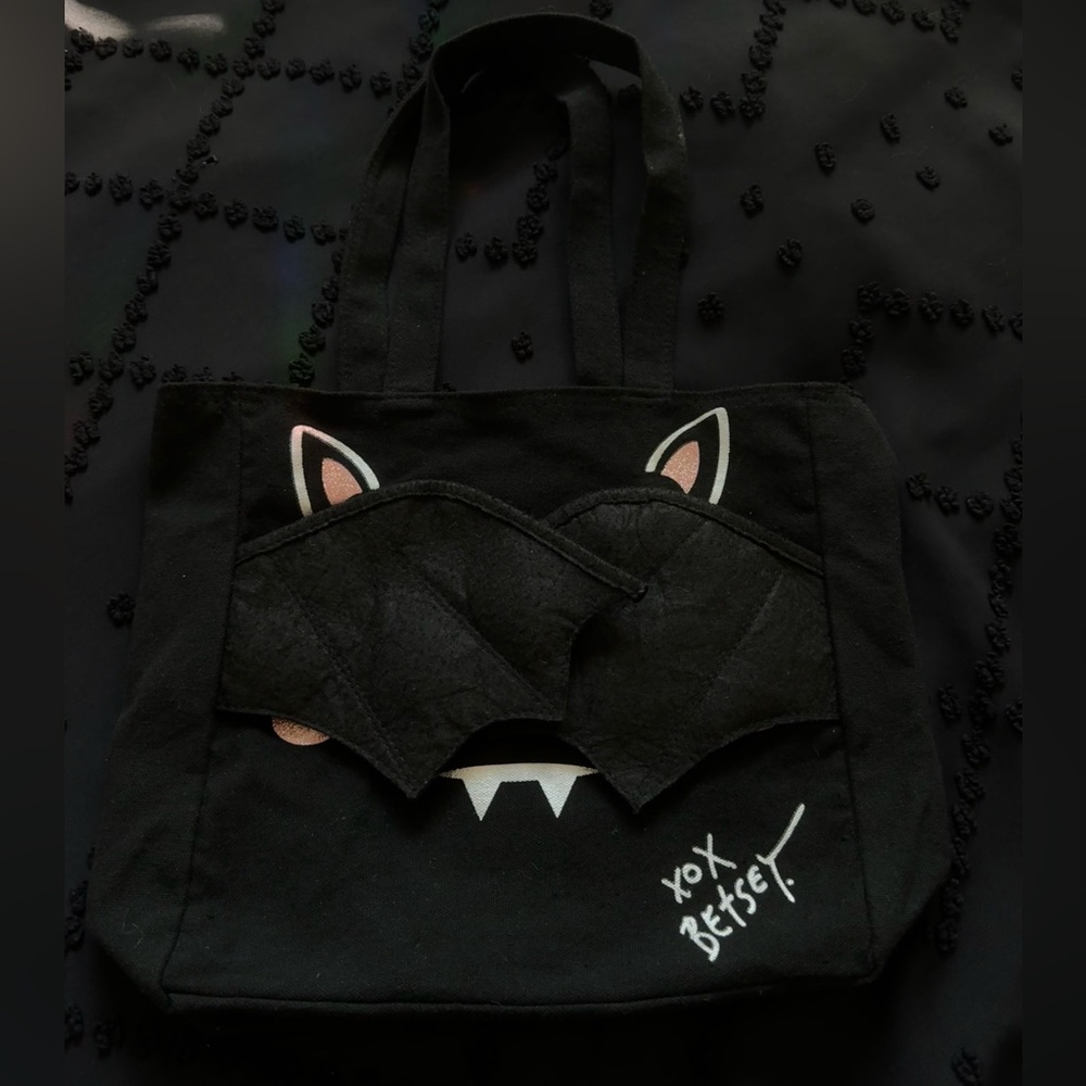 Betsey Johnson Peekaboo Bat Tote